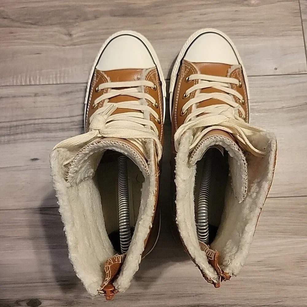 Converse All Star‎ Leather High Top Sneakers Junior Youth 5.5 Shoes 653390C